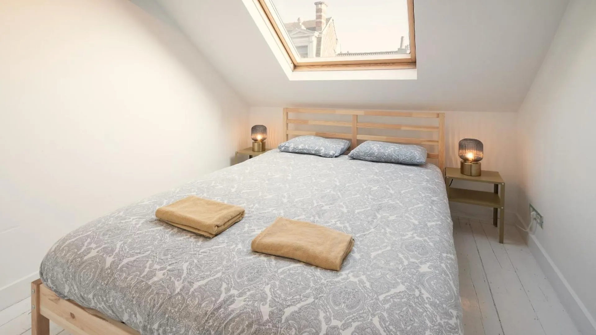 Charming Nationale Street Residence أنتويرب