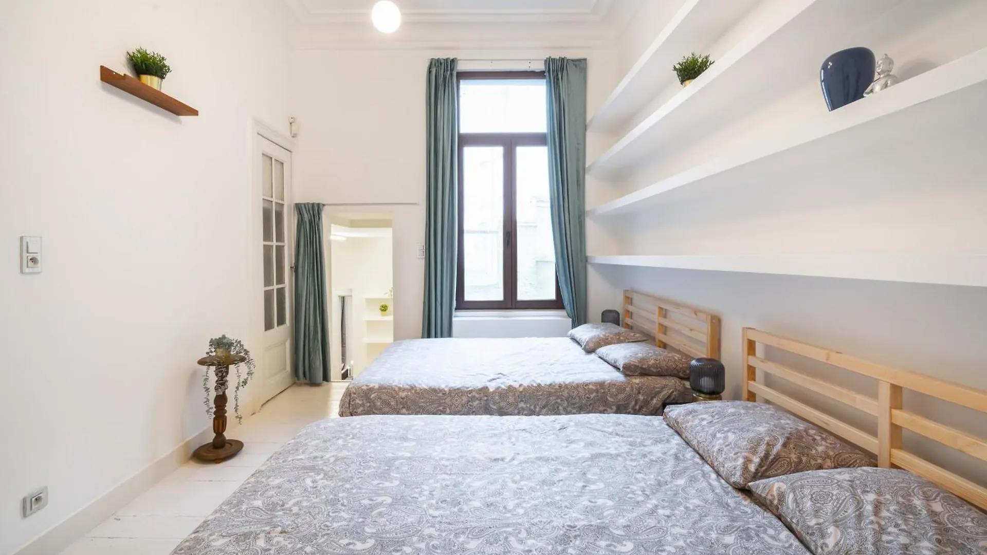 Charming Nationale Street Residence أنتويرب شقة