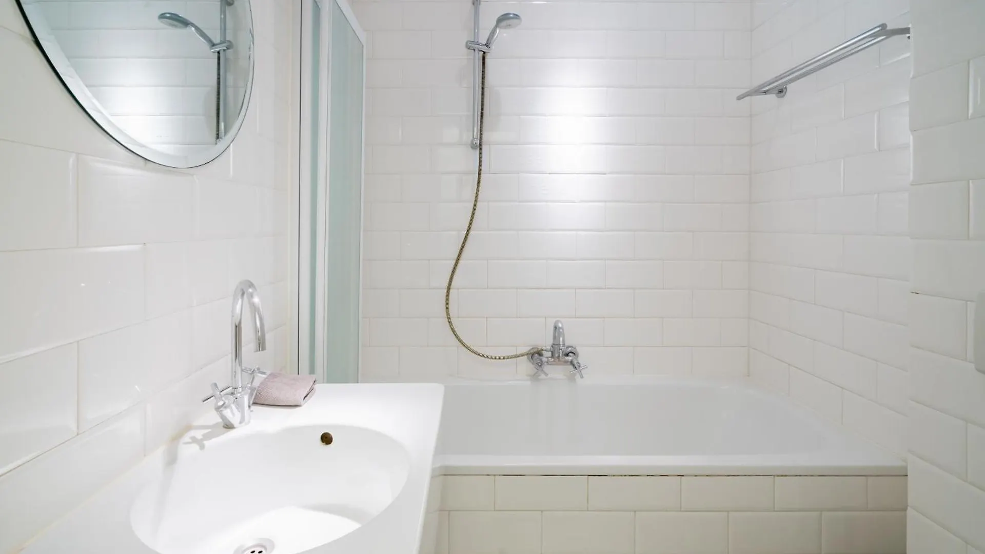 Apartment Charming Nationale Street Residence Antwerpen